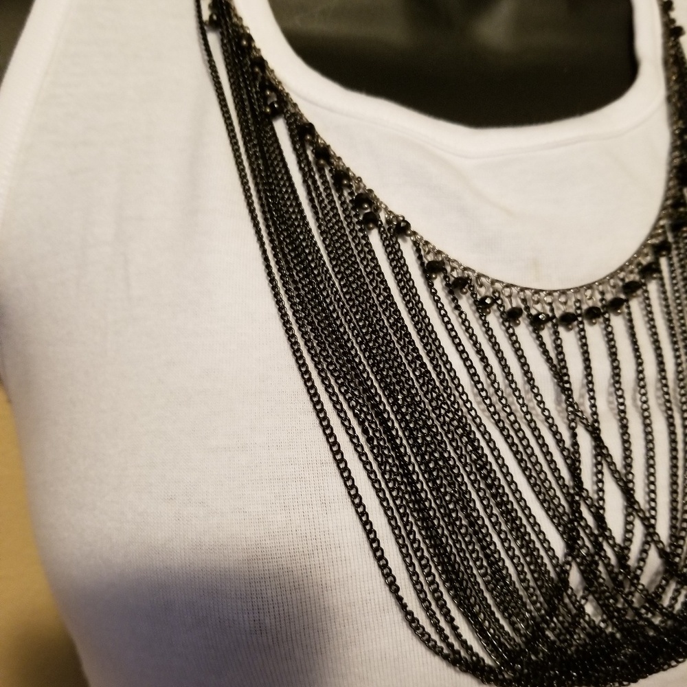 Neclace - Picture 3 of 3